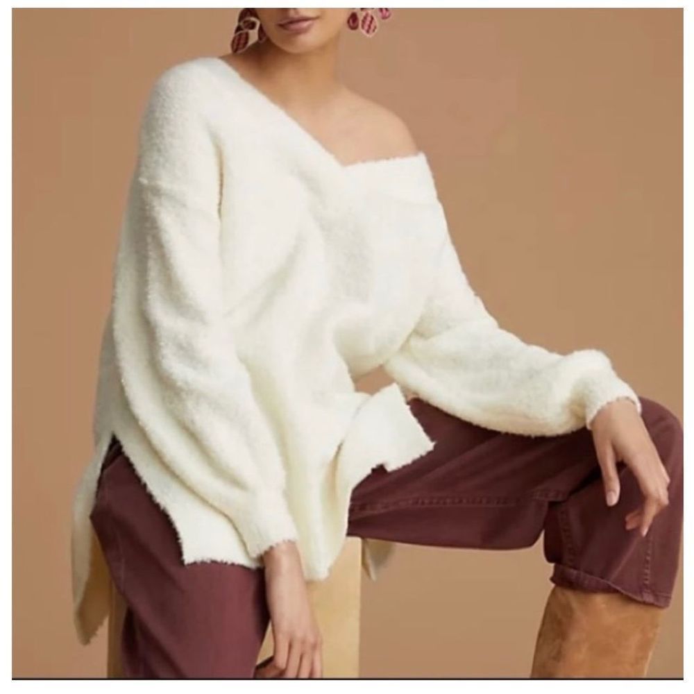 Pilcro Anthropology Ivory Teddy V- neck Oversized Tunic Sweater Sz XS